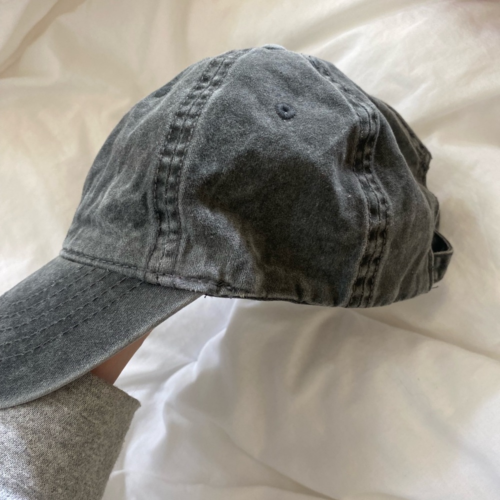 Gray Casual Baseball Cap